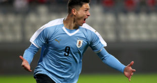 Heiß begehrt auf dem Transfermarkt: Darwin Nunez. (Photo by Leonardo Fernandez/Getty Images)