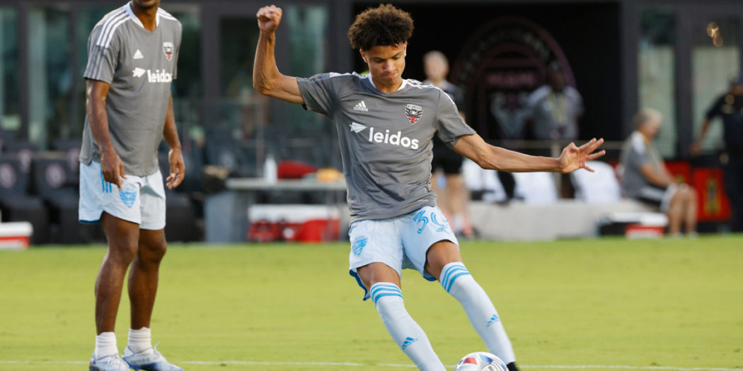 Fix VfL Wolfsburg verpflichtet Kevin Paredes VfL Wolfsburg